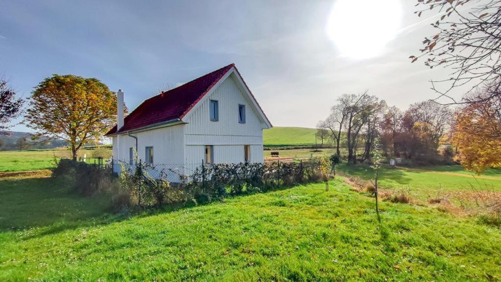 Вилла Camphouse Chvalsiny Экстерьер фото